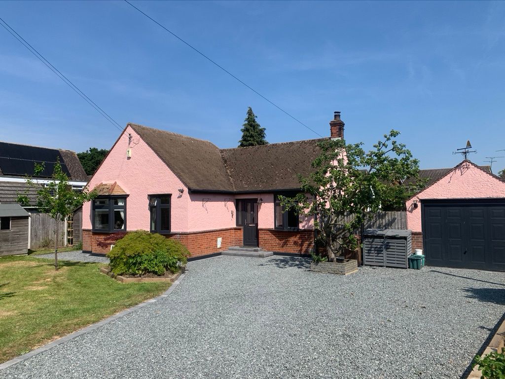 2 bed bungalow for sale in Well Lane, Galleywood, Chelmsford CM2, £