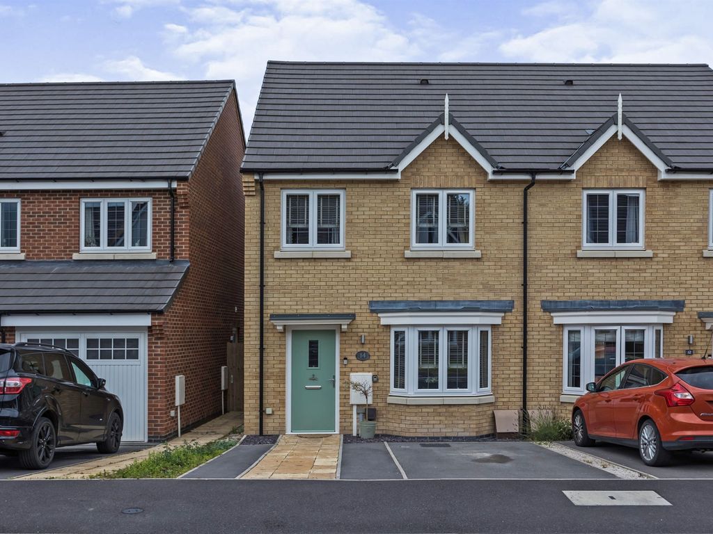 3 bed semidetached house for sale in Shipley Park Gardens, Heanor DE75 Zoopla