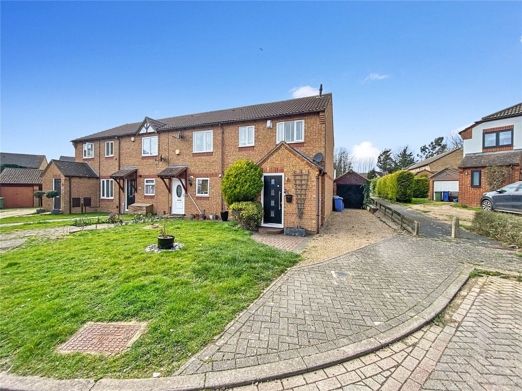 3 bed end terrace house for sale in The Willows, Kemsley, Sittingbourne