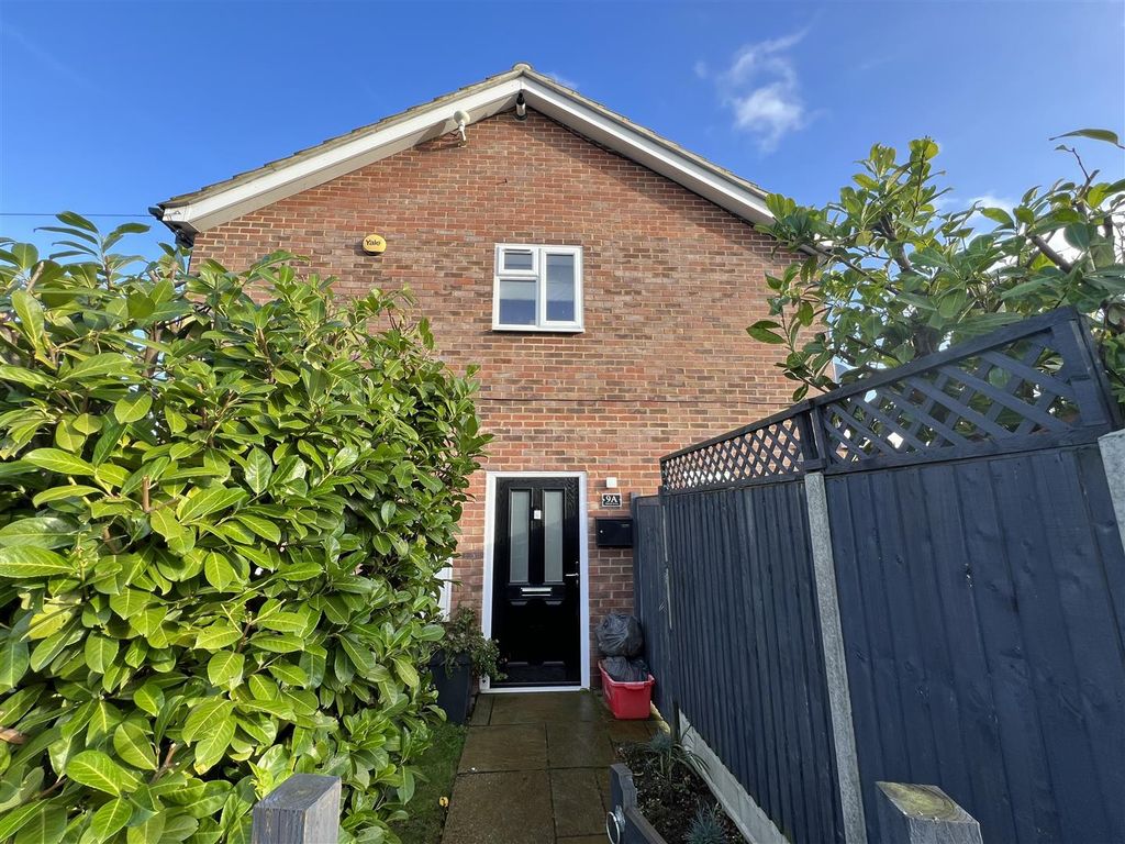 1 bed end terrace house to rent in Fairview Avenue, Hutton, Brentwood