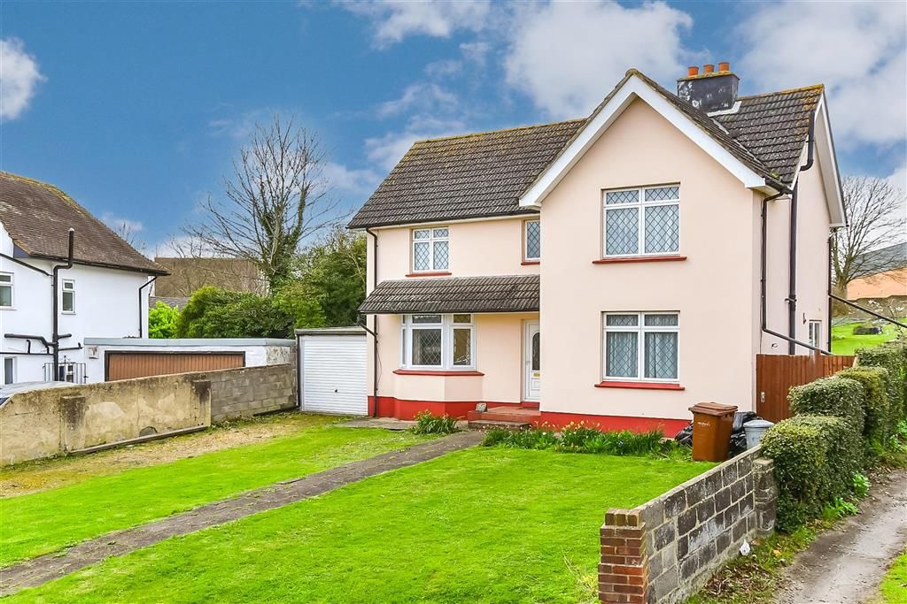 3 bed detached house for sale in Woodstock Road, Strood, Rochester