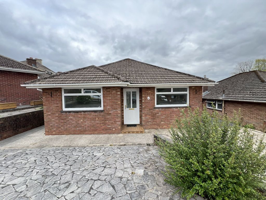 2 bed bungalow for sale in Hafod Cwnin, Tanerdy, Carmarthen SA31, £