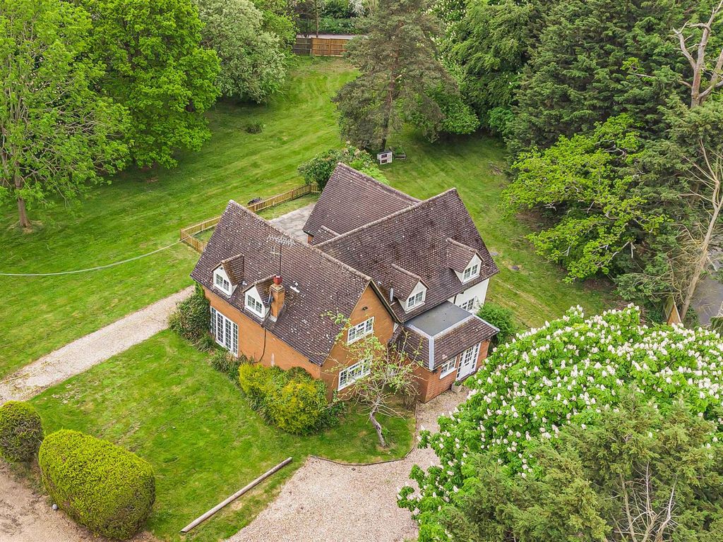 4 bed detached house for sale in Epping Green, Hertford SG13 Zoopla