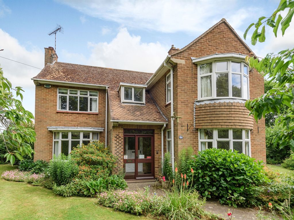 5 bed detached house for sale in Leicester Road, Uppingham, Oakham LE15