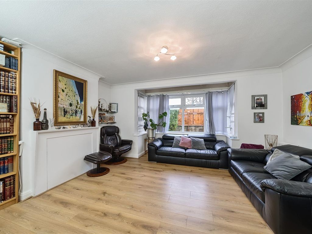 3 bed semidetached house for sale in Edgwarebury Gardens, Edgware HA8, £800,000 Zoopla