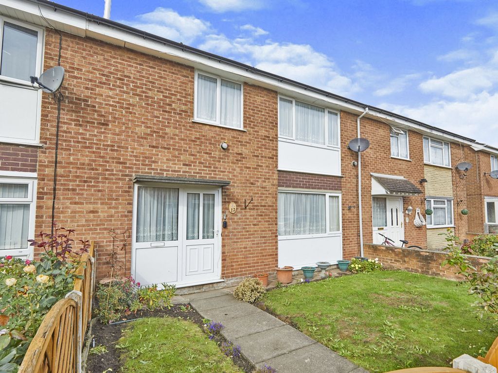 3 bed terraced house for sale in Grange Close, BurtonOnTrent DE14