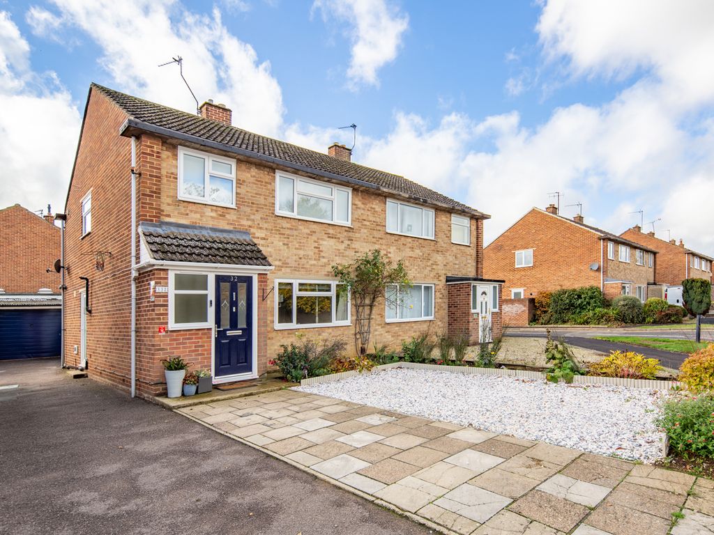 3 bed semidetached house for sale in Churchill Road, Bicester OX26 Zoopla