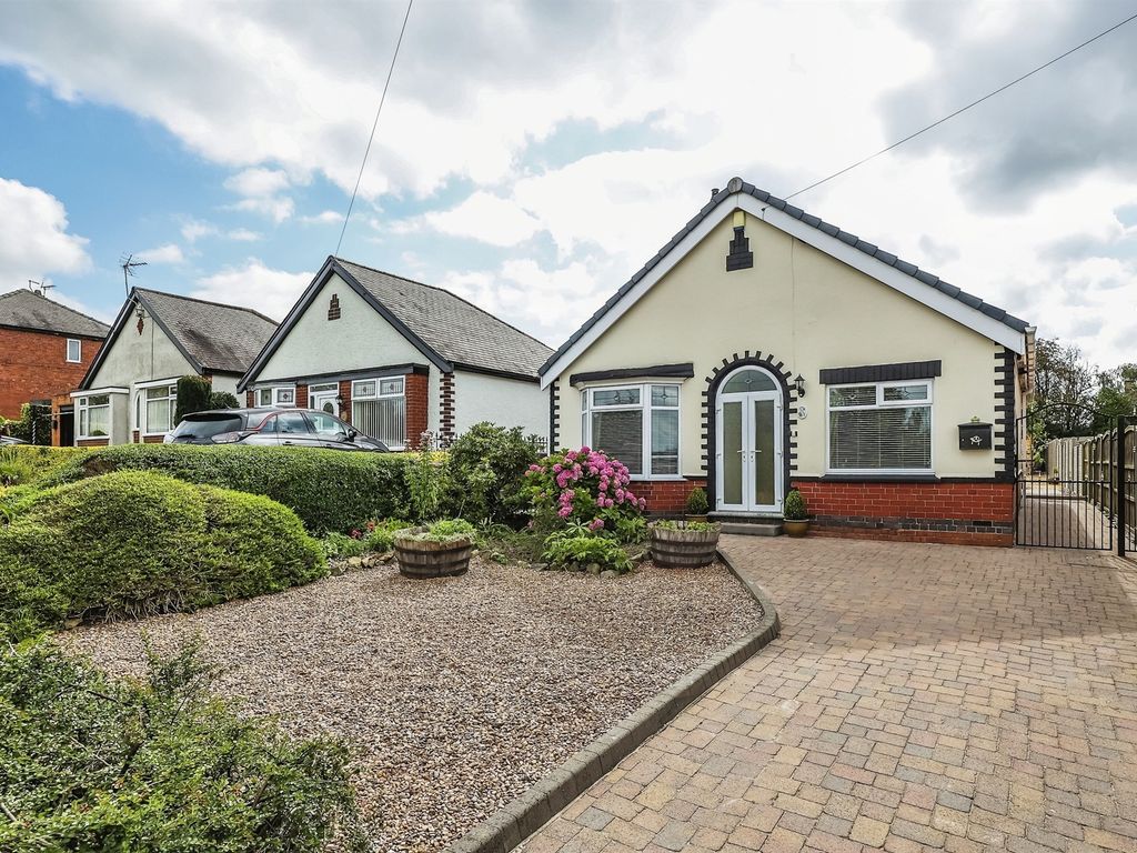3 bed detached bungalow for sale in Wagstaff Lane, Jacksdale
