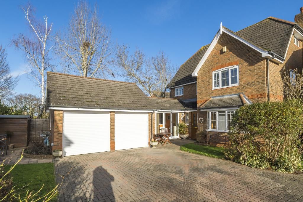 5 bed detached house for sale in Warfield, Berkshire RG42 Zoopla