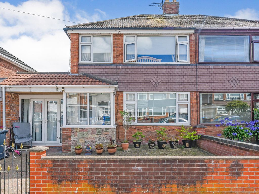 3 bed semidetached house for sale in Rowan Drive, Liverpool