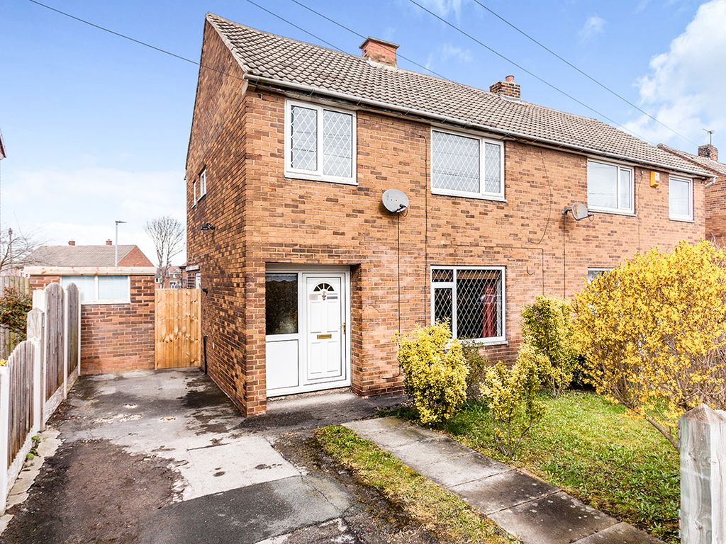 3 bed semidetached house for sale in Queen Elizabeth Drive, Normanton