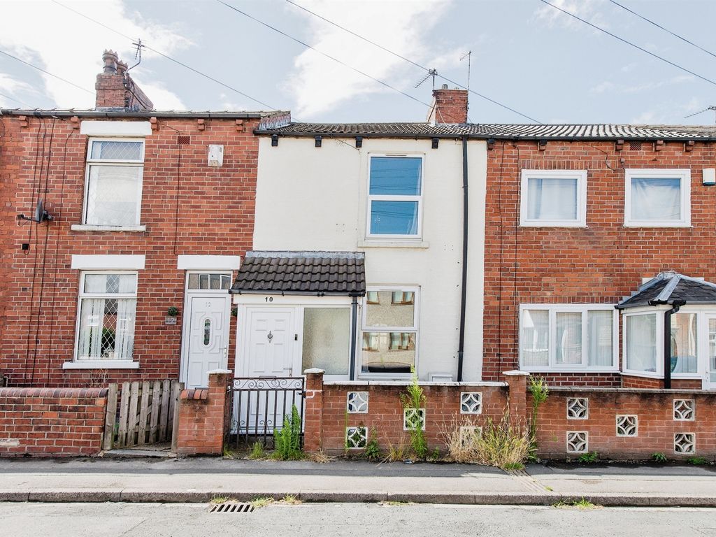 2 bed terraced house for sale in Westfield Avenue, Castleford WF10 Zoopla