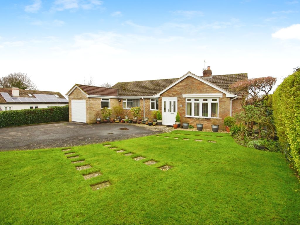 4 bed bungalow for sale in Cam Green, Cam, Dursley, Gloucestershire