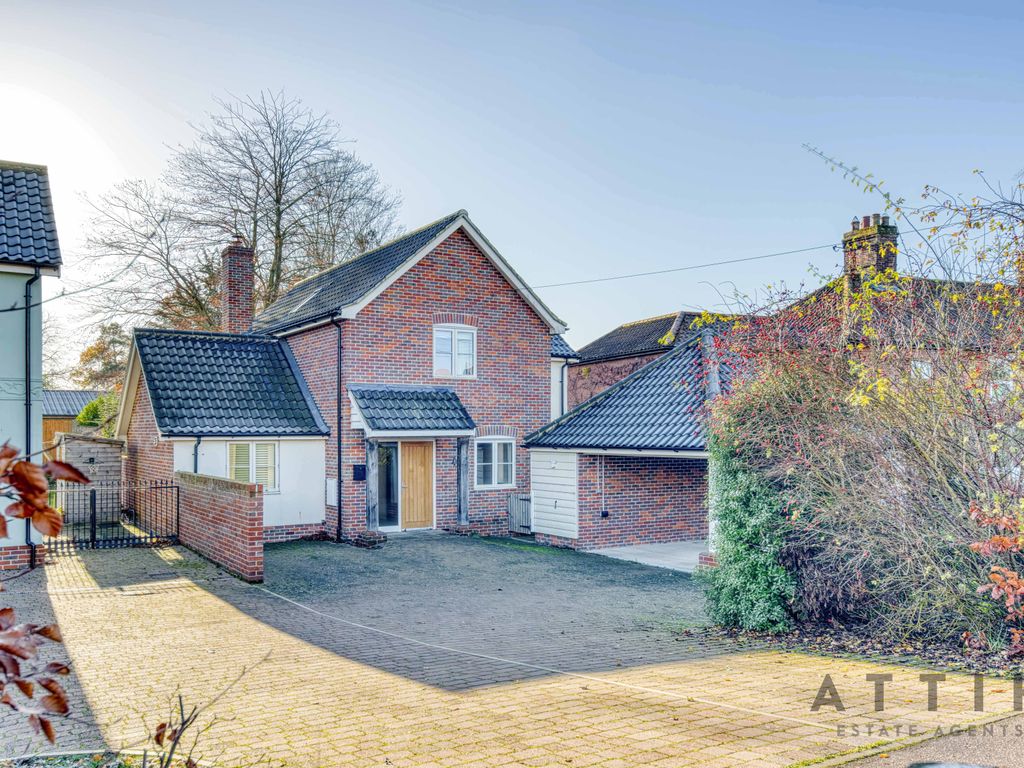 4 bed detached house for sale in Holton Road, Halesworth IP19 Zoopla