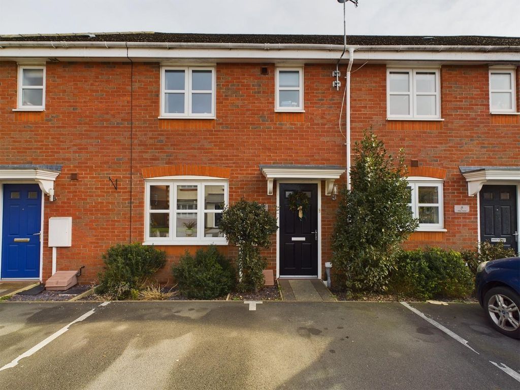3 bed town house for sale in Thorpe Gardens, Littlethorpe, Leicester