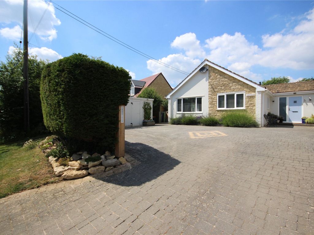 4 bed detached house for sale in Shutter Lane, Gotherington, Cheltenham