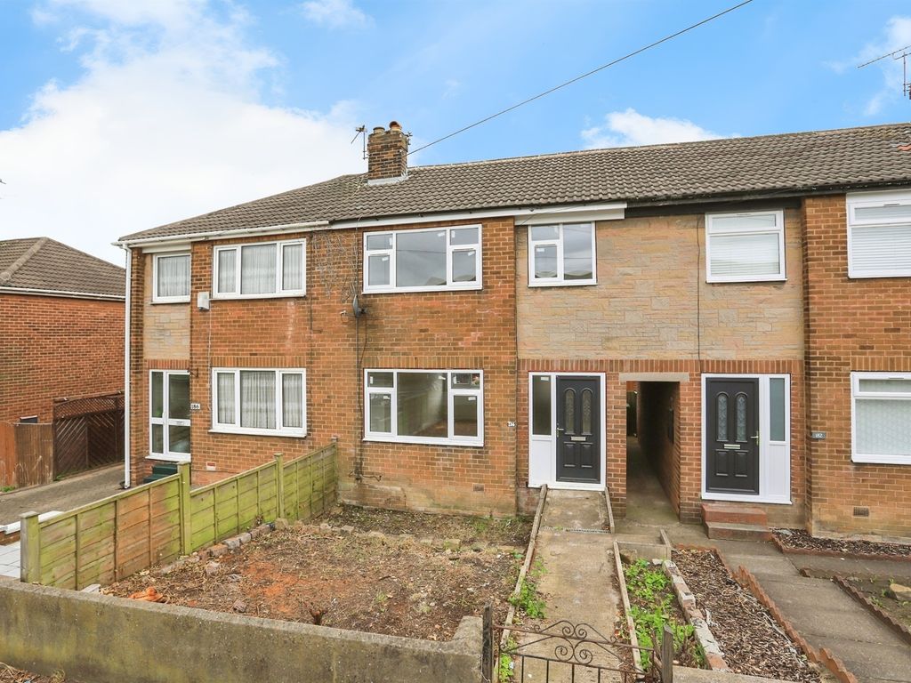 3 bed town house for sale in Osmondthorpe Lane, Leeds LS9, £170,000 Zoopla