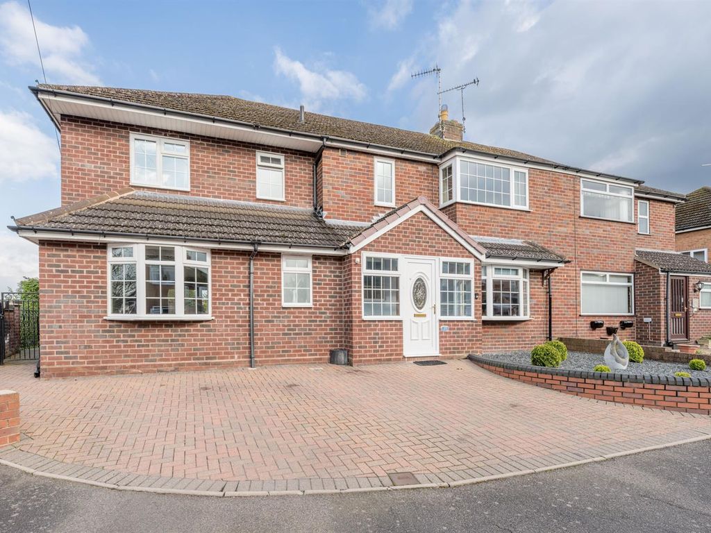 5 bed semidetached house for sale in Horton Road, Kinver DY7 Zoopla