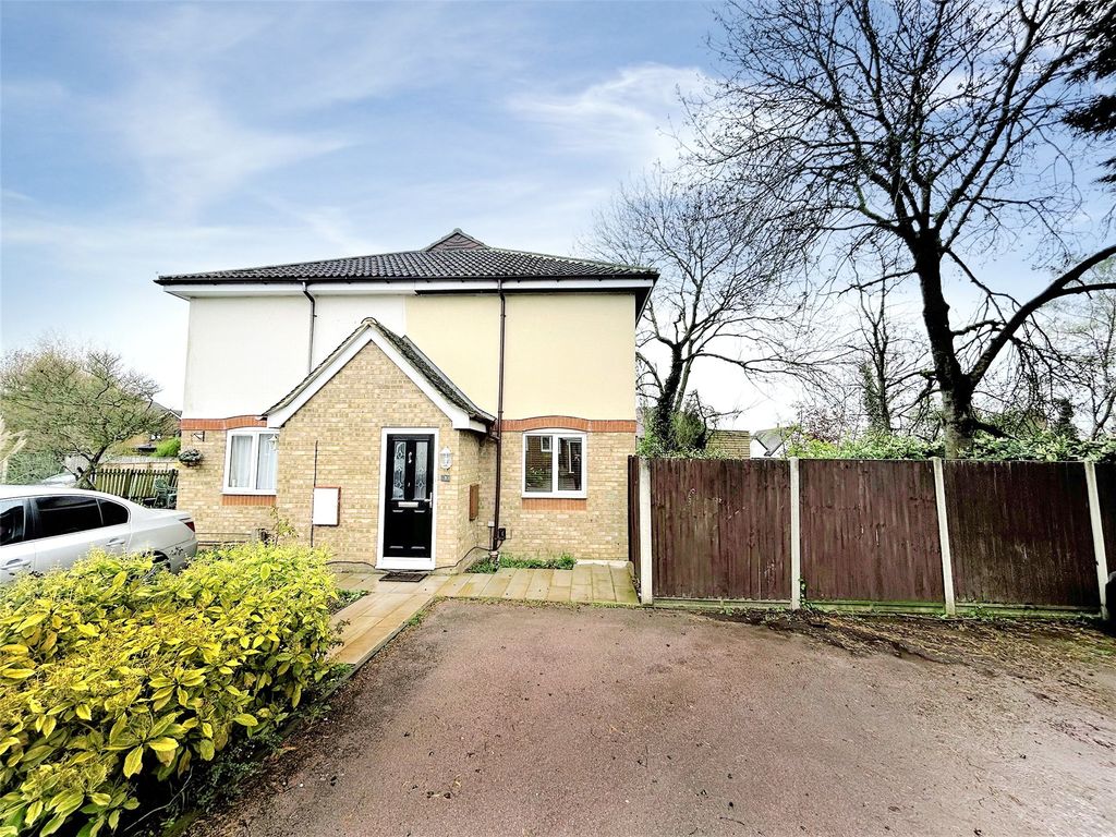1 bed end terrace house for sale in Milward Gardens, Binfield