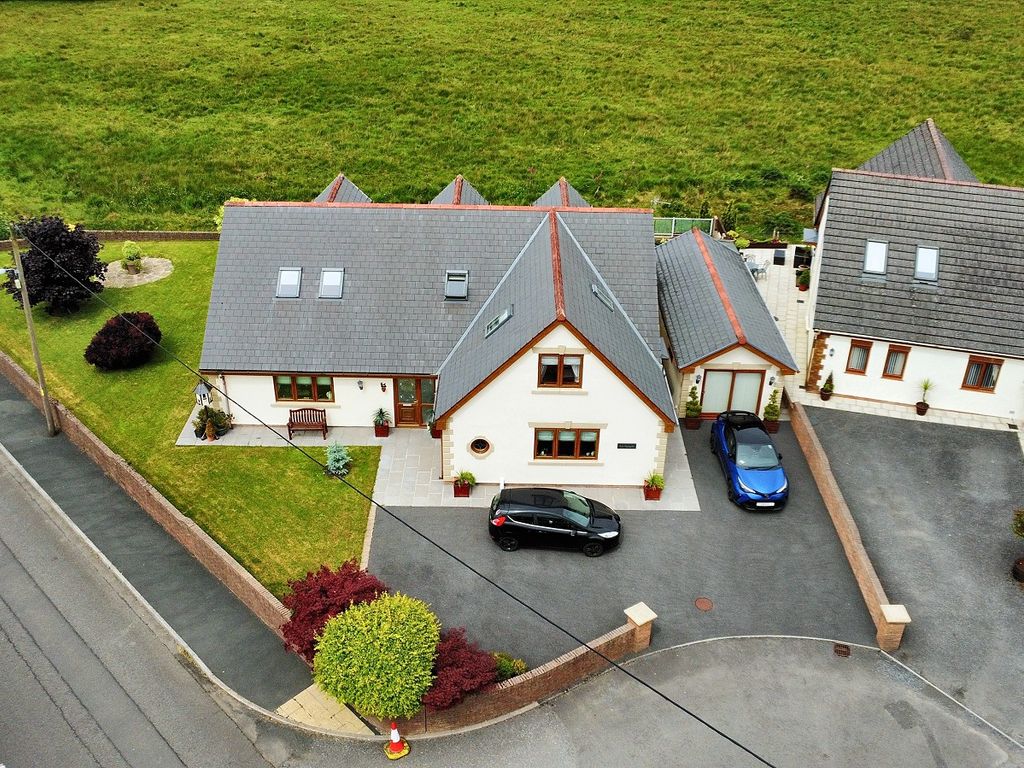 5 bed detached bungalow for sale in PenYBanc, Rhigos, Aberdare