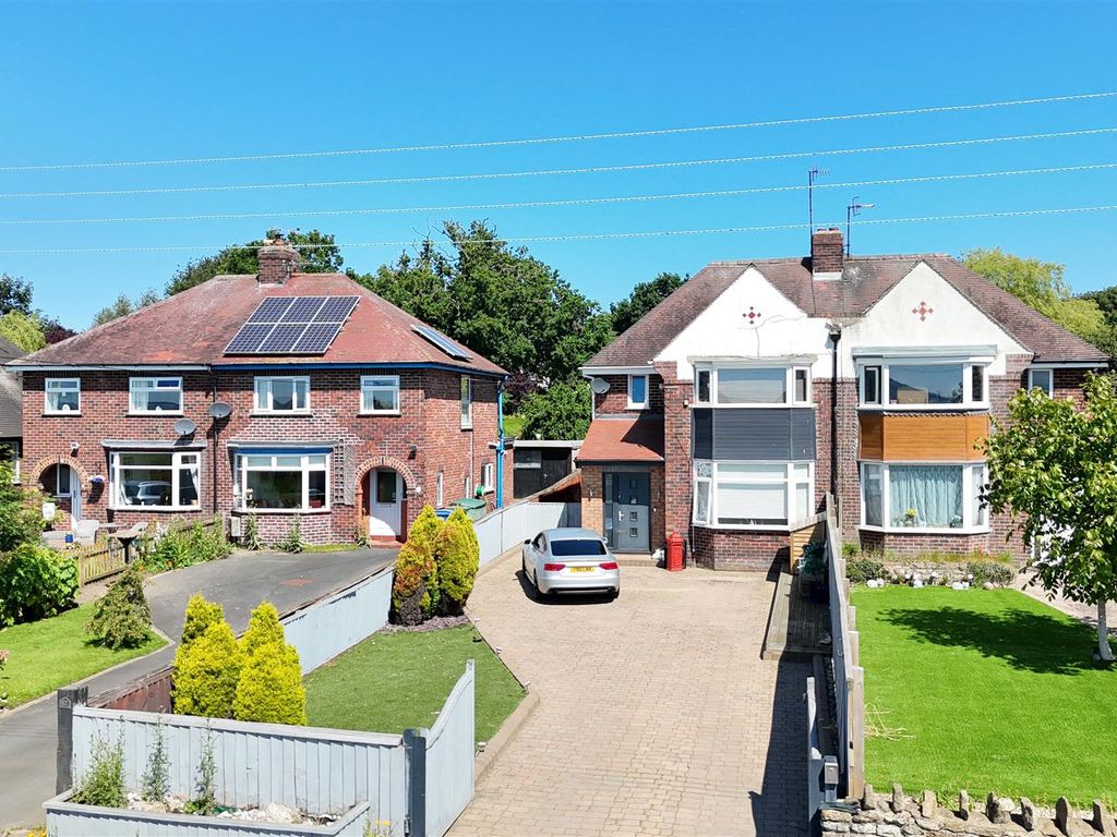 4 bed semidetached house for sale in Seamer Road, East Ayton