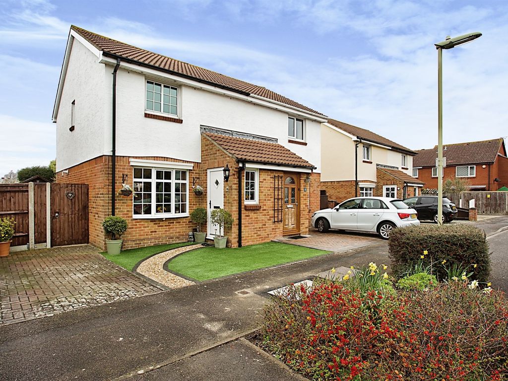 3 bed semidetached house for sale in Moore Gardens, Gosport PO12 Zoopla