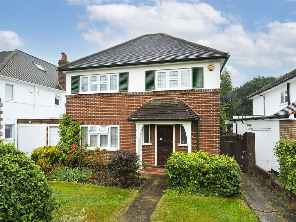 4 bed detached house for sale in Parkwood Avenue, Esher, Surrey KT10