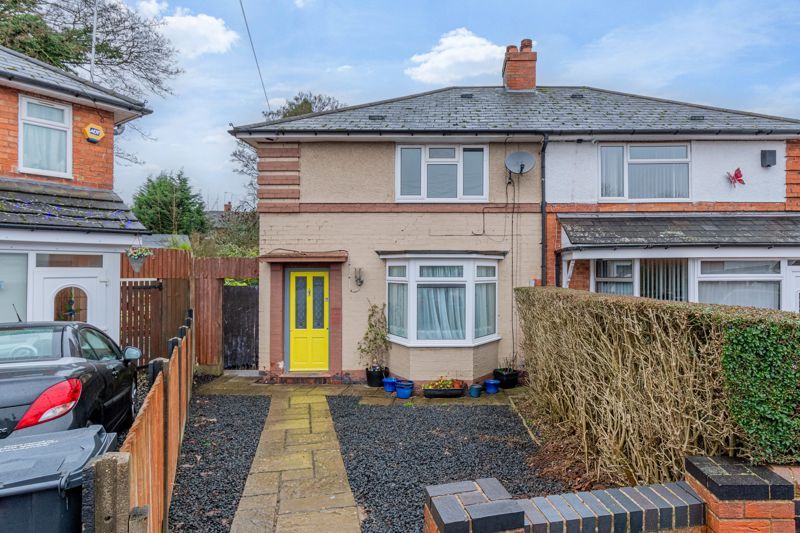 3 bed semidetached house for sale in Berwick Grove, Northfield