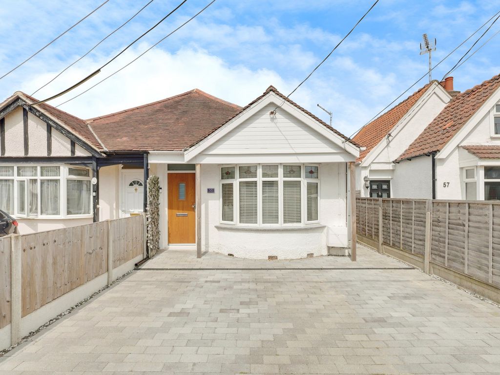 2 bed semidetached bungalow for sale in Church Road, Benfleet SS7, £
