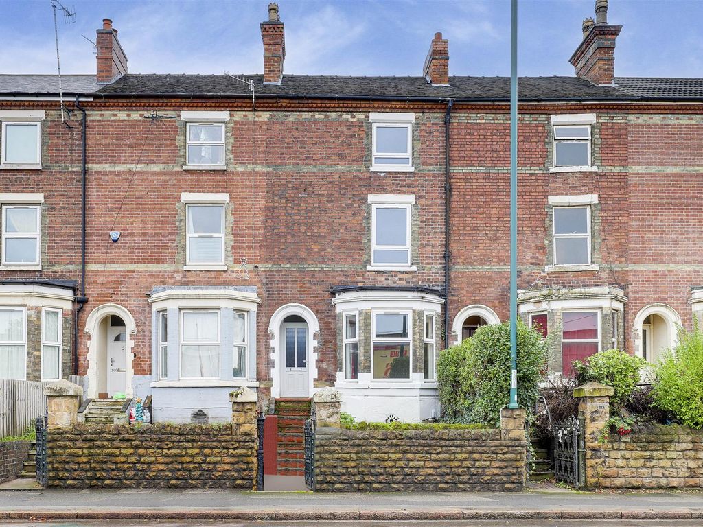 5 bed terraced house for sale in Radford Road, New Basford