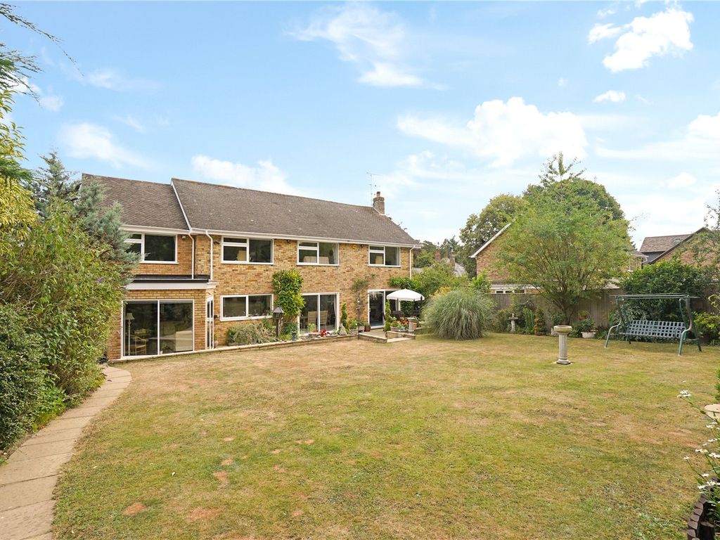 4 bed detached house for sale in Rook Wood Way, Little Kingshill, Great
