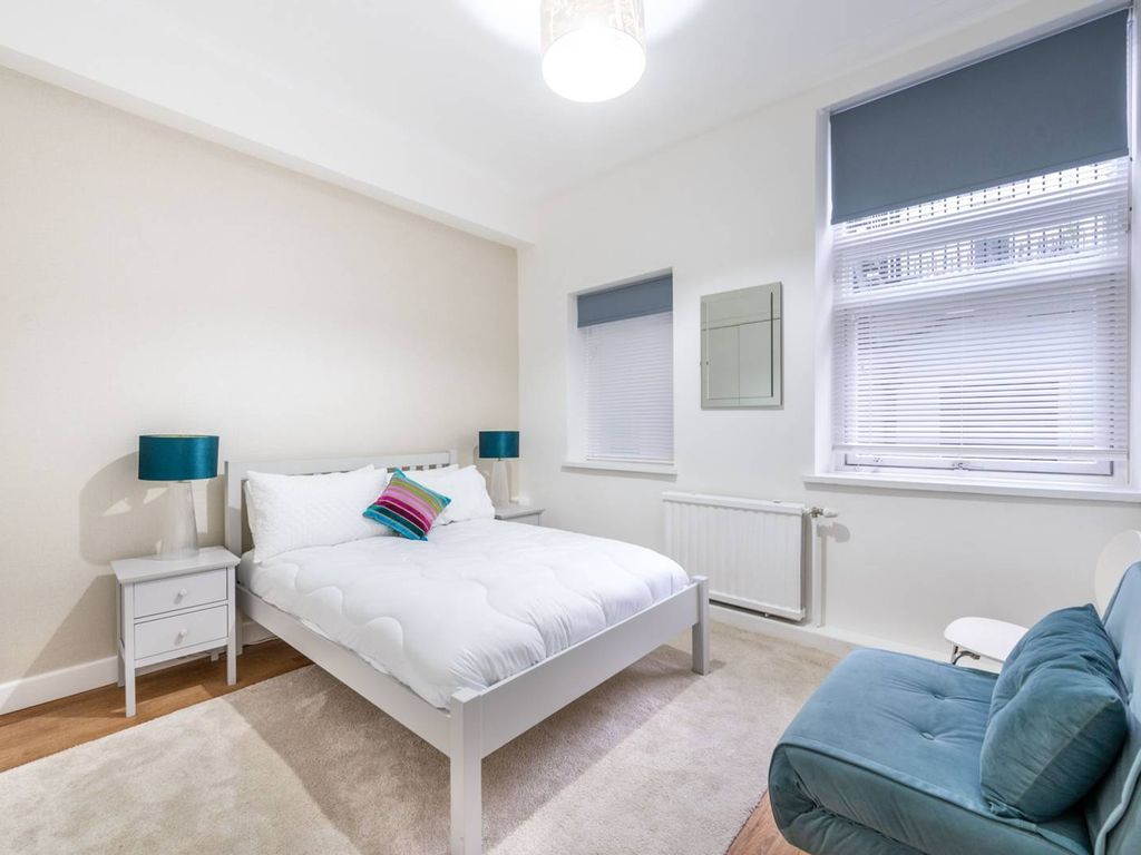 2 bed flat to rent in Arundel Gardens, Notting Hill, London W11 Zoopla