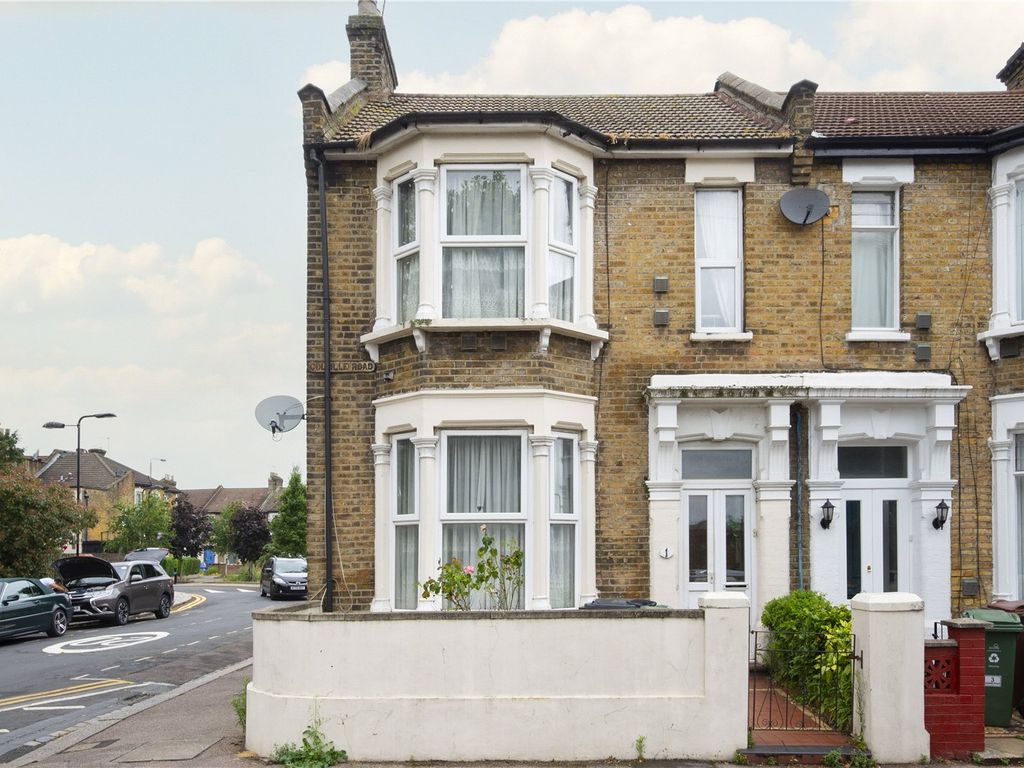 4 bed end terrace house for sale in Colville Road, Leytonstone, London