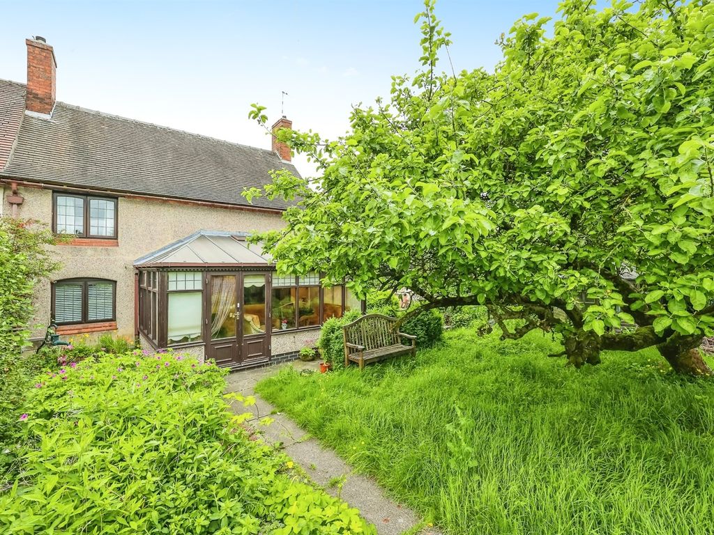 2 bed end terrace house for sale in Three Tuns Road, Eastwood