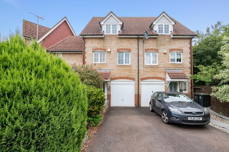 4 bed terraced house for sale in Stoney Bridge Drive, Waltham Abbey EN9