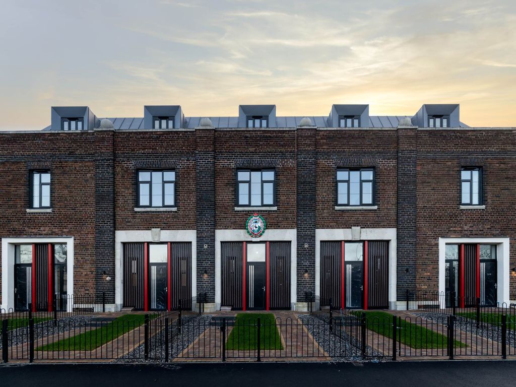 4 bed mews for sale in Mather Avenue, Liverpool L18, £106,250 Zoopla