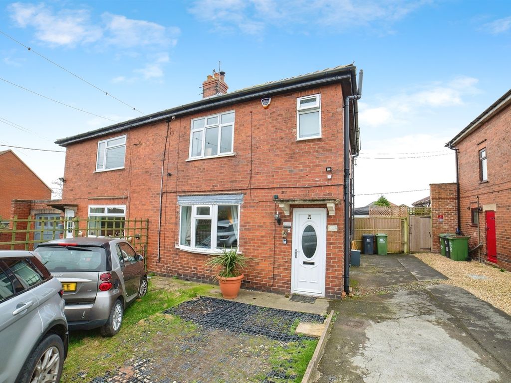 3 bed semidetached house for sale in Wessington Lane, South Wingfield