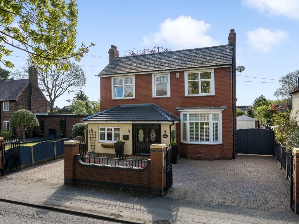 4 bed detached house for sale in Twiss Green Lane, Culcheth, Warrington