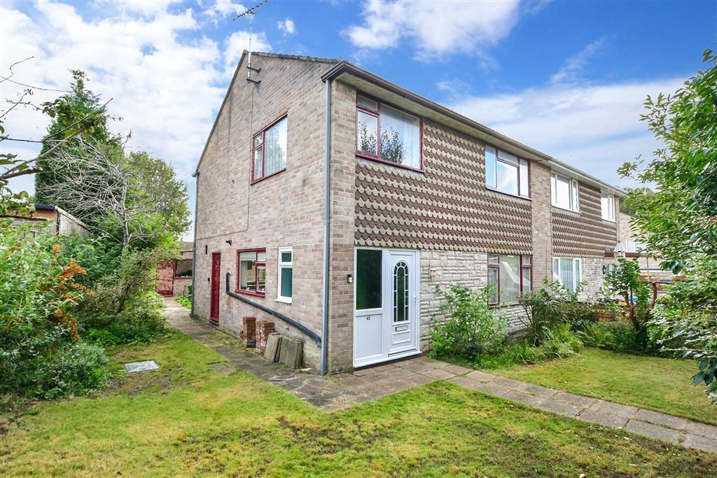 3 bed semidetached house for sale in Great Copse Drive, Havant