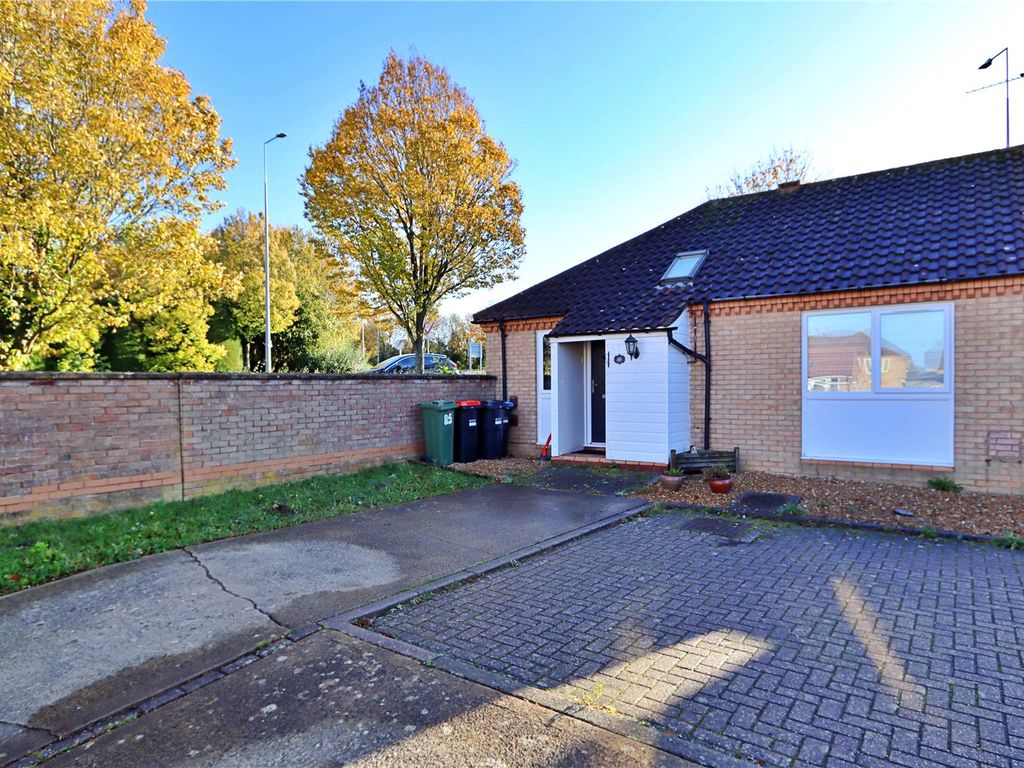 2 bed bungalow for sale in Blackmoor Gate, Furzton, Milton Keynes