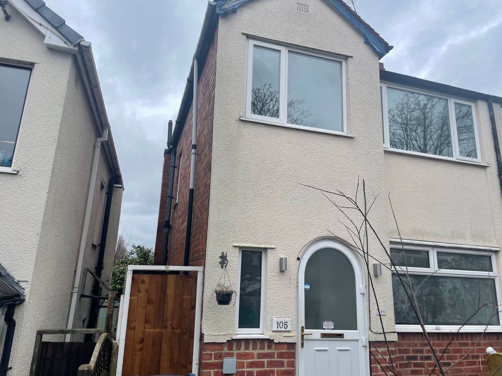 3 bed semidetached house to rent in Courtenay Road, Great Barr