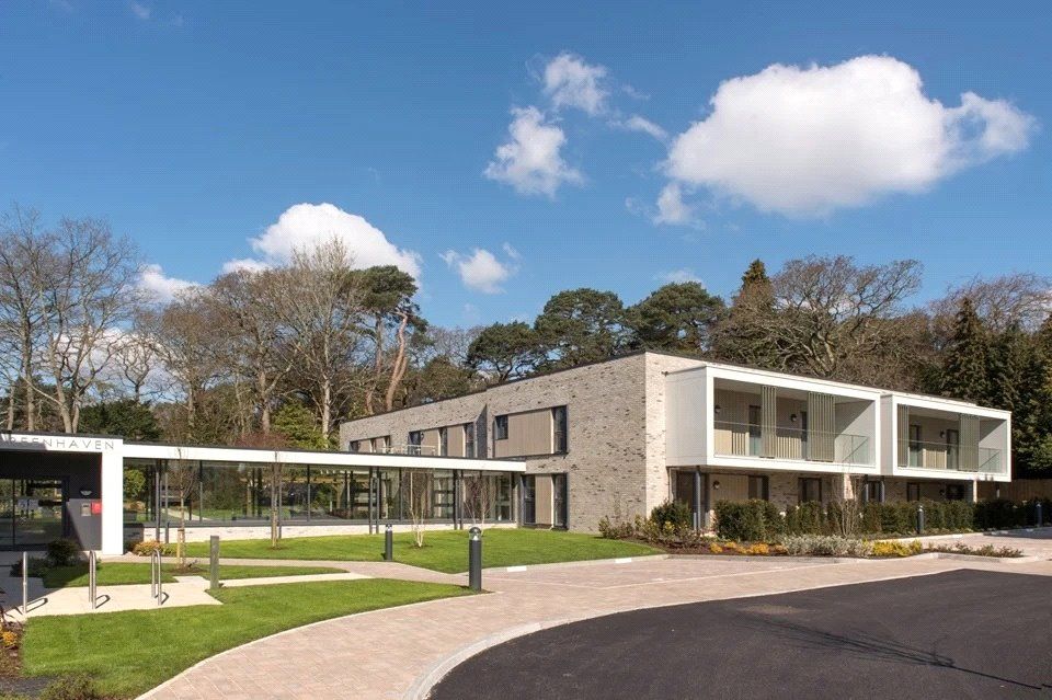 New home, 1 bed flat for sale in Lindsay Road, Branksome Park, Poole