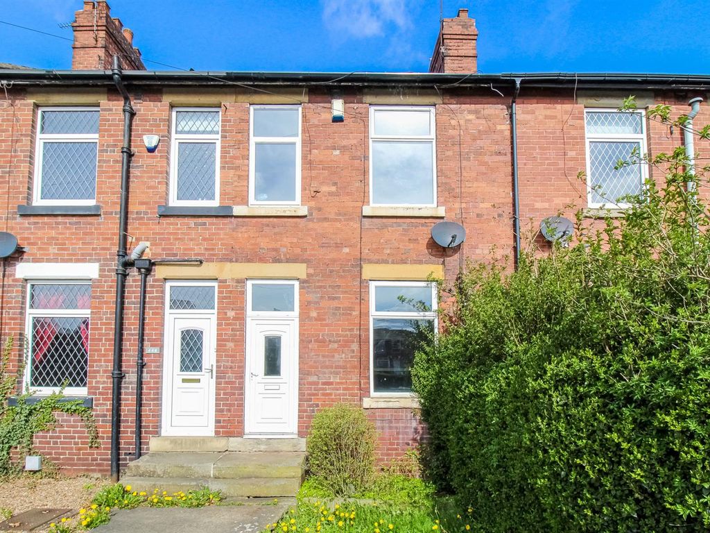 3 bed terraced house for sale in Denby Dale Road East, Durkar