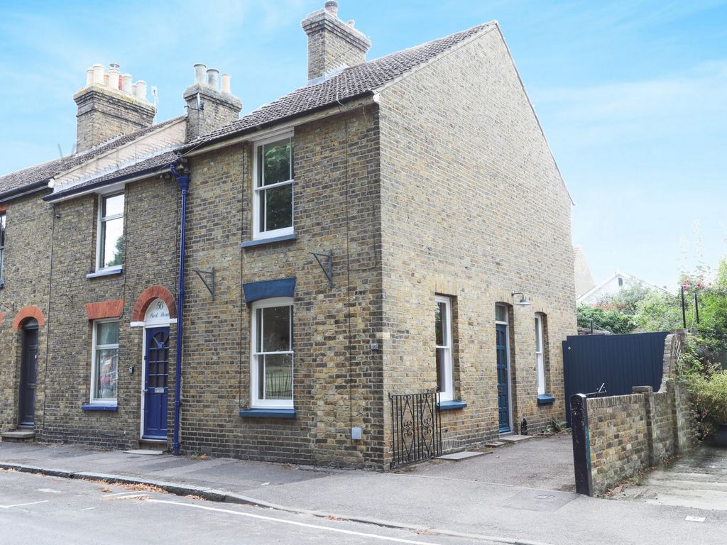 3 bed end terrace house for sale in Park Road, Faversham ME13 Zoopla