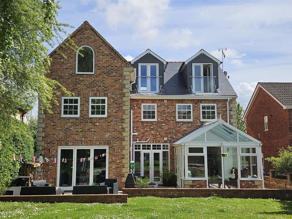 3 bed property for sale in Great North Road, Woodlands, Doncaster DN6 Zoopla