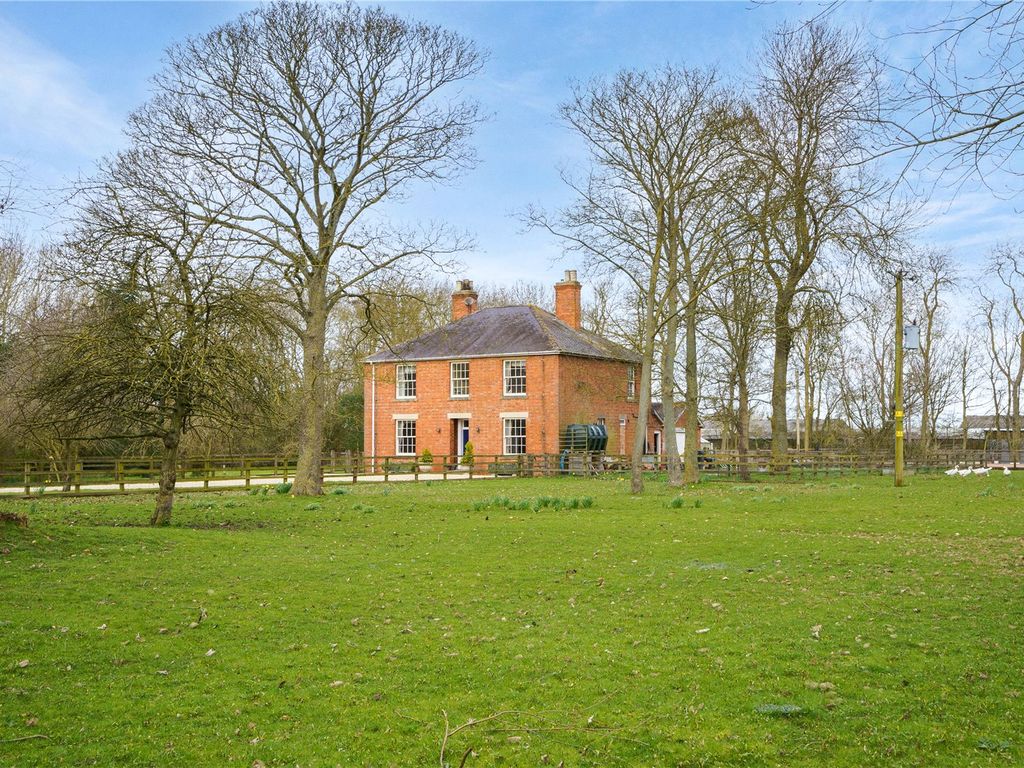 4 bed detached house for sale in Beasthorpe House, ThorntonLeMoor