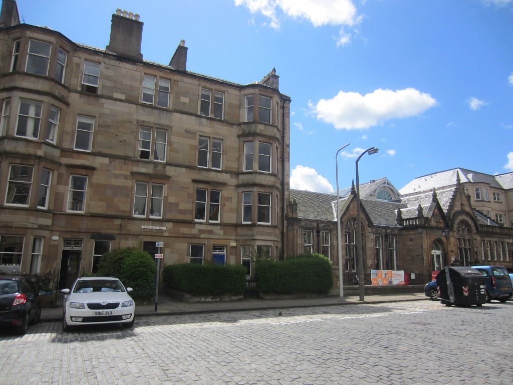 2 bed flat to rent in Thirlestane Road, Marchmont, Edinburgh EH9 Zoopla