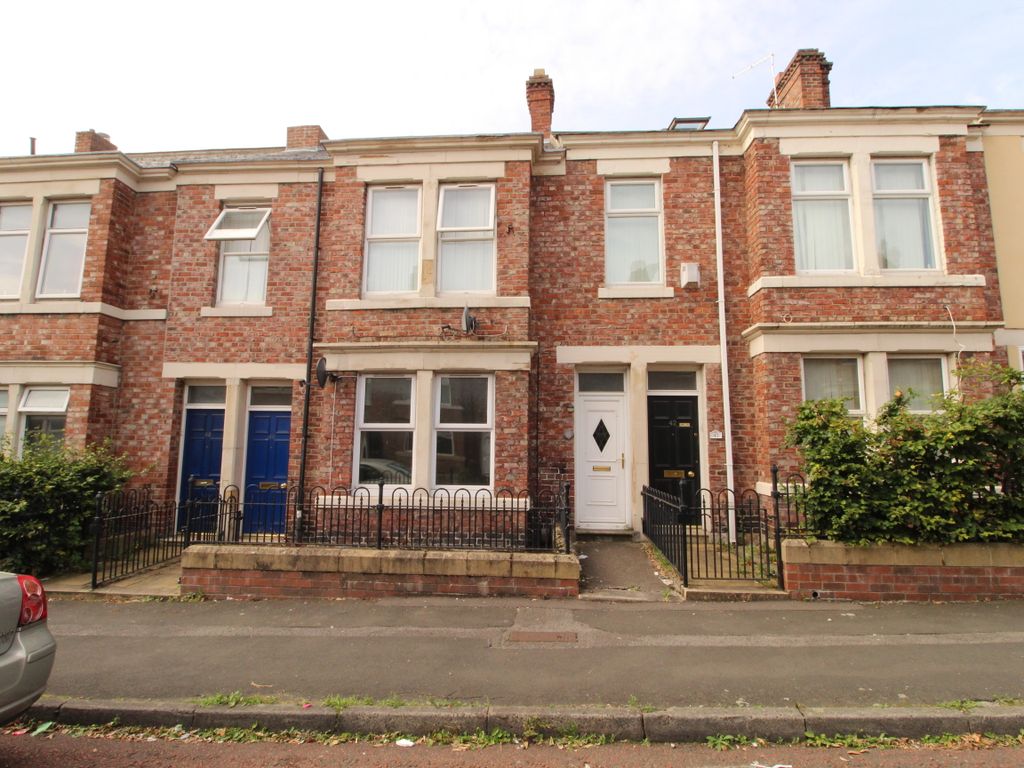 2 bed flat to rent in Westbourne Avenue, Gateshead NE8, £520 pcm Zoopla