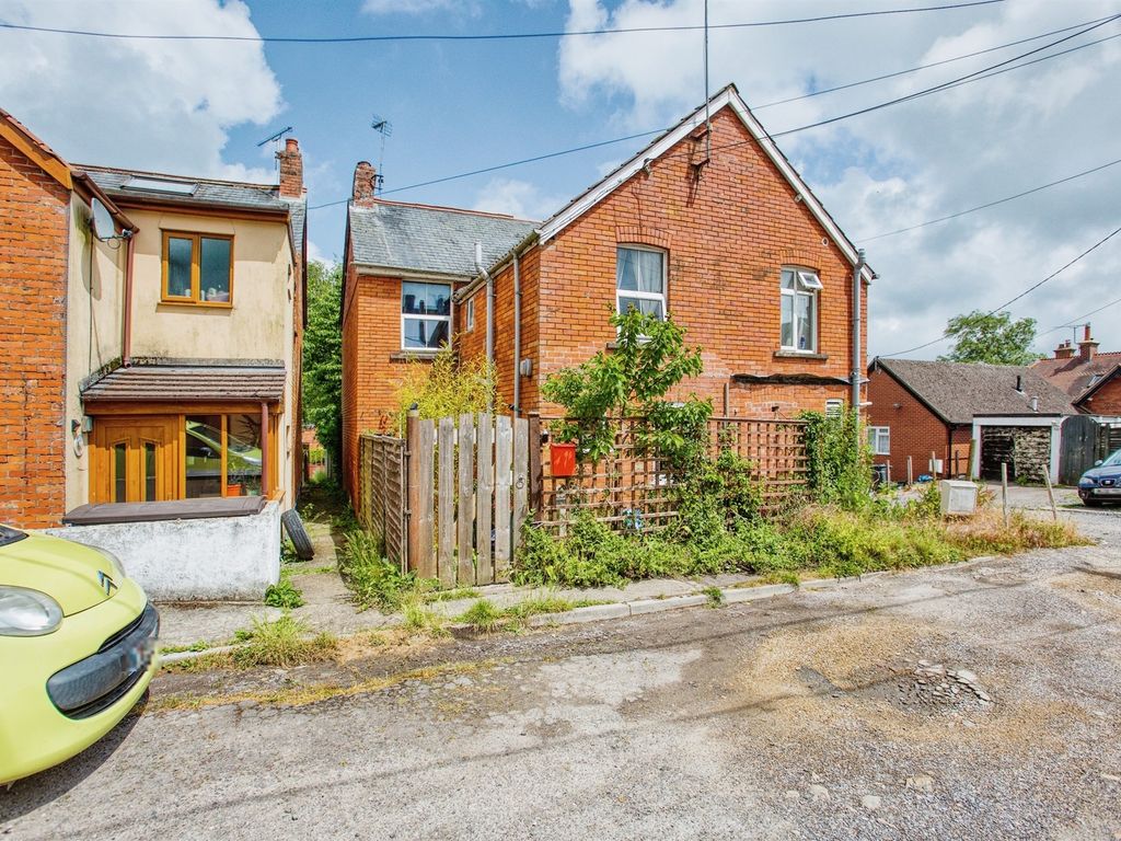 3 bed semidetached house for sale in Kent's Orchard, South Chard