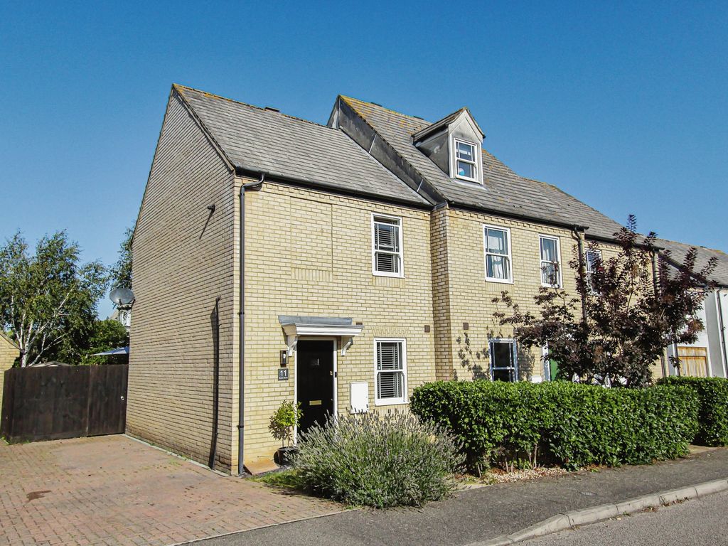 2 bed end terrace house for sale in Brooke Grove, Ely, Cambridgeshire